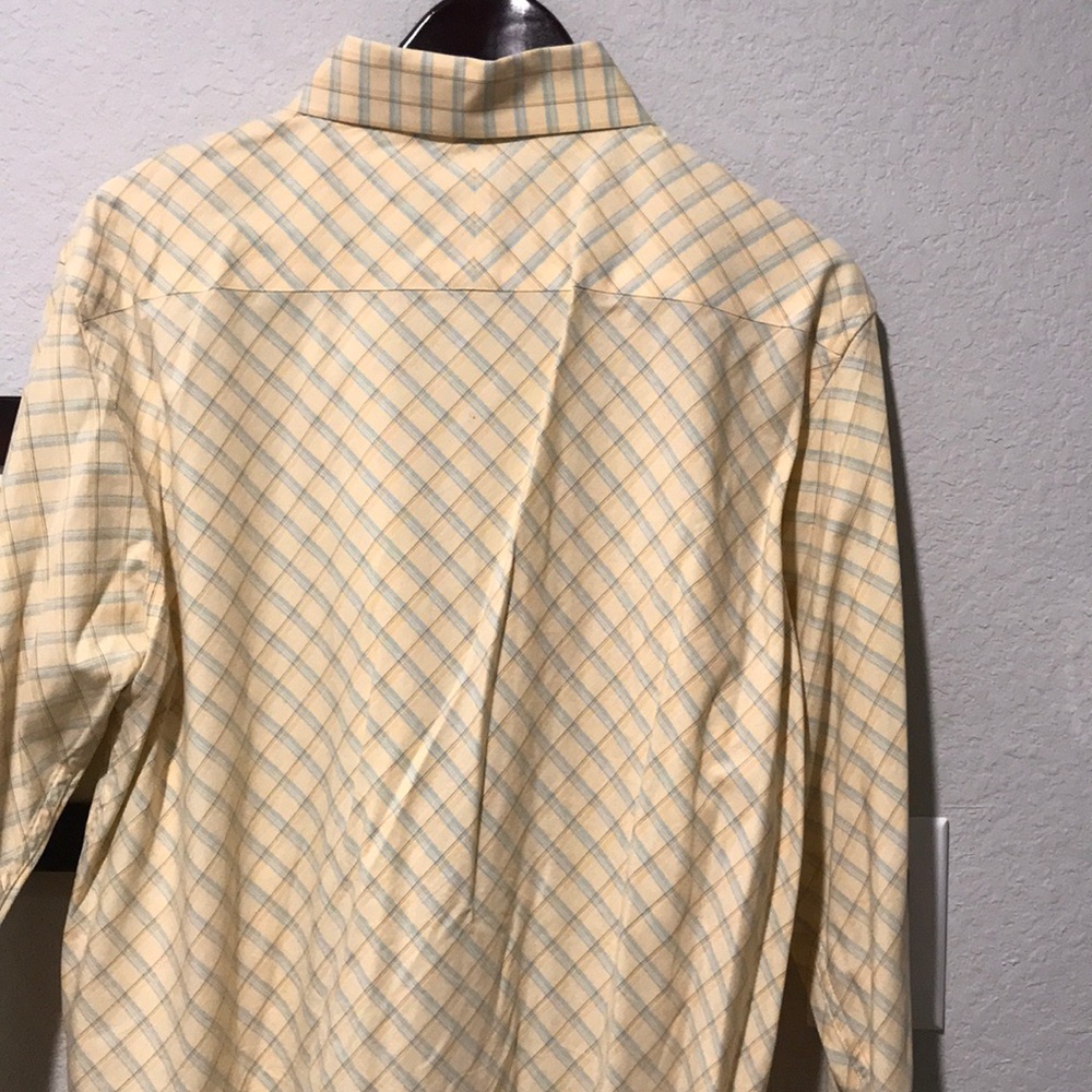 Yellow dress shirt - Picture 2 of 3